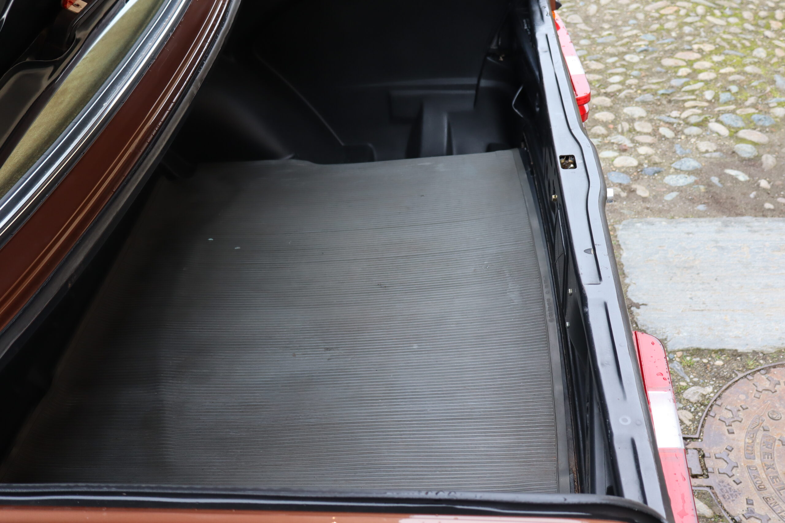 Mercedes 280 E W123 Anno 1976 colore Milan Brown e interno Velluto Brazil Fantastica!!Rara!! - immagine 46