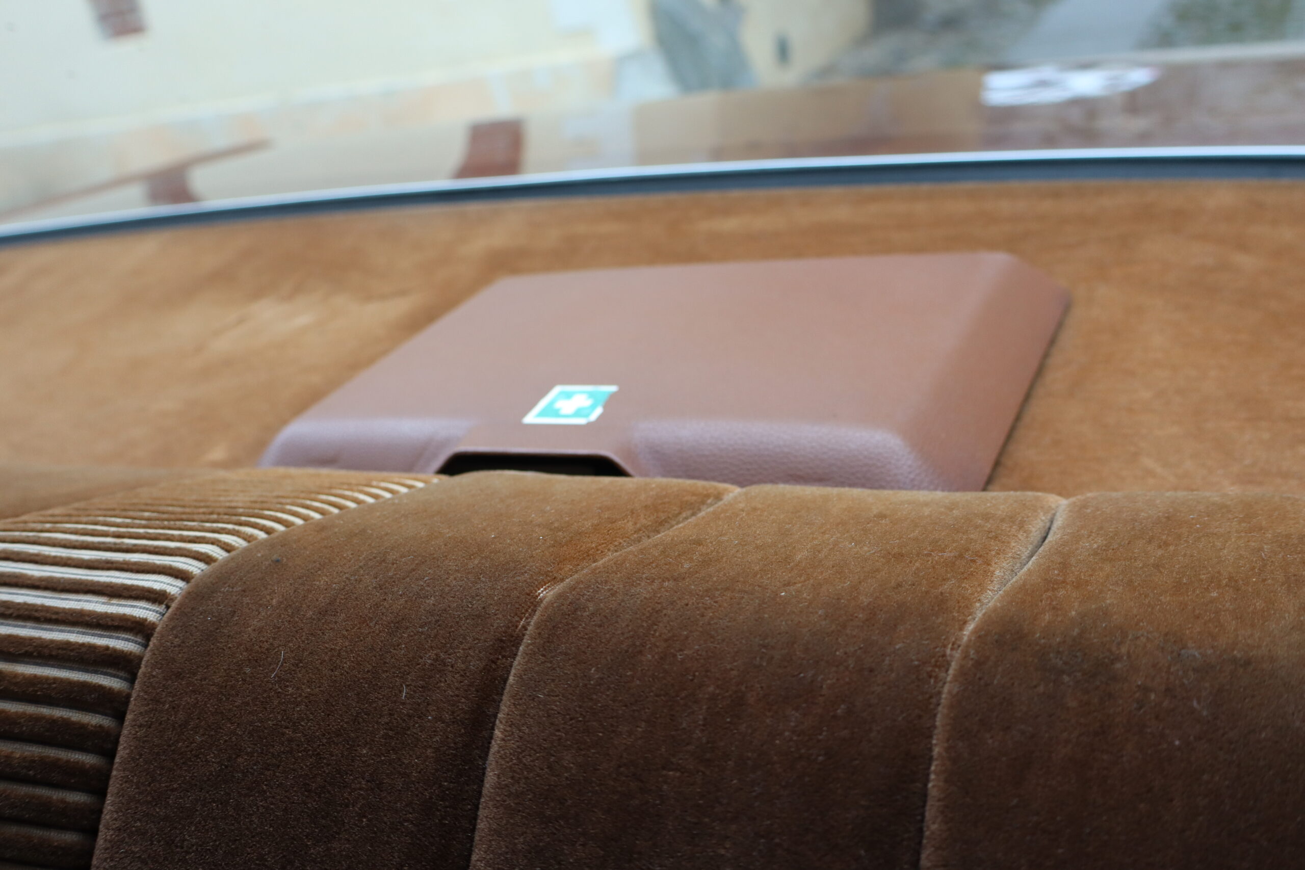 Mercedes 280 E W123 Anno 1976 colore Milan Brown e interno Velluto Brazil Fantastica!!Rara!! - immagine 37