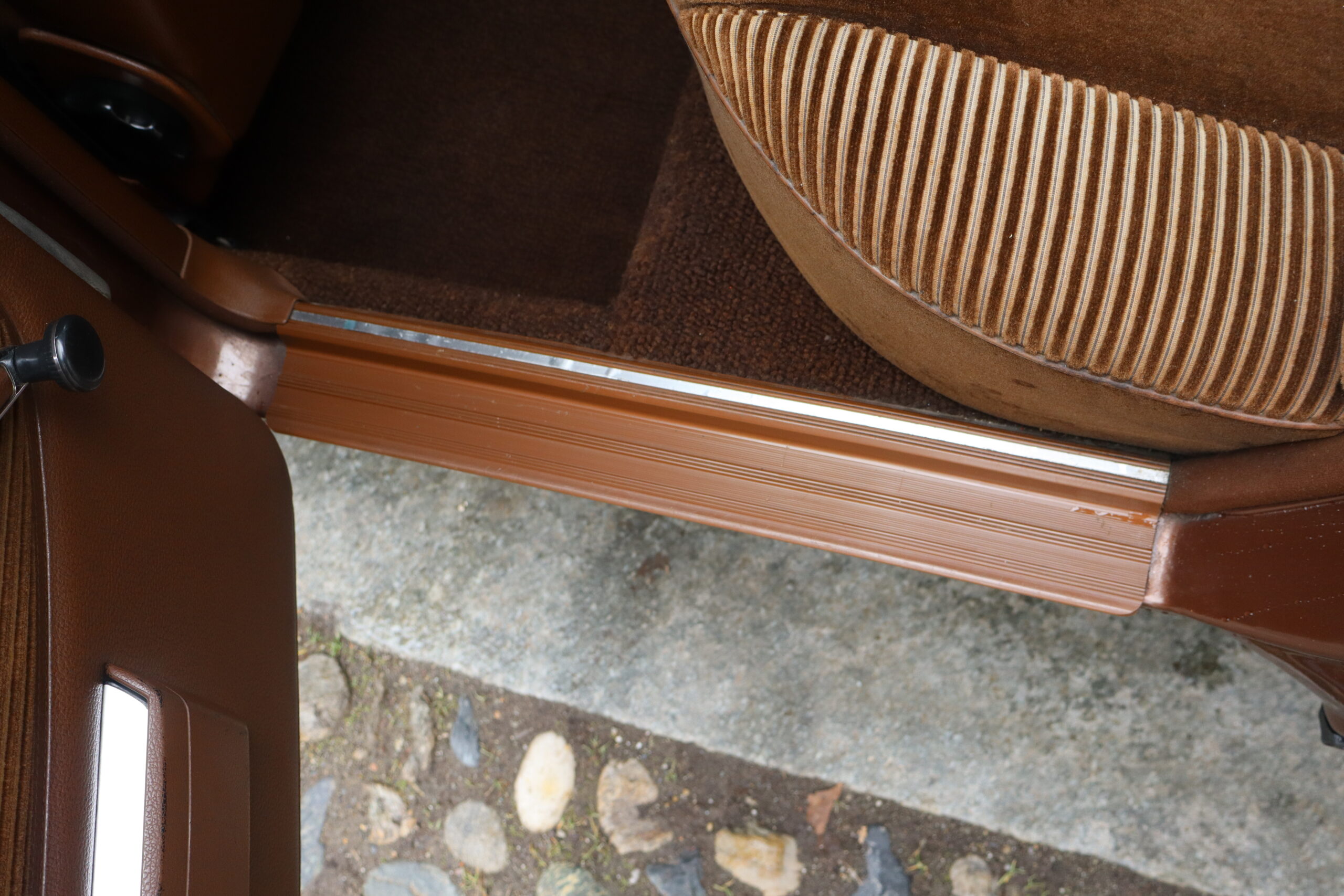 Mercedes 280 E W123 Anno 1976 colore Milan Brown e interno Velluto Brazil Fantastica!!Rara!! - immagine 13