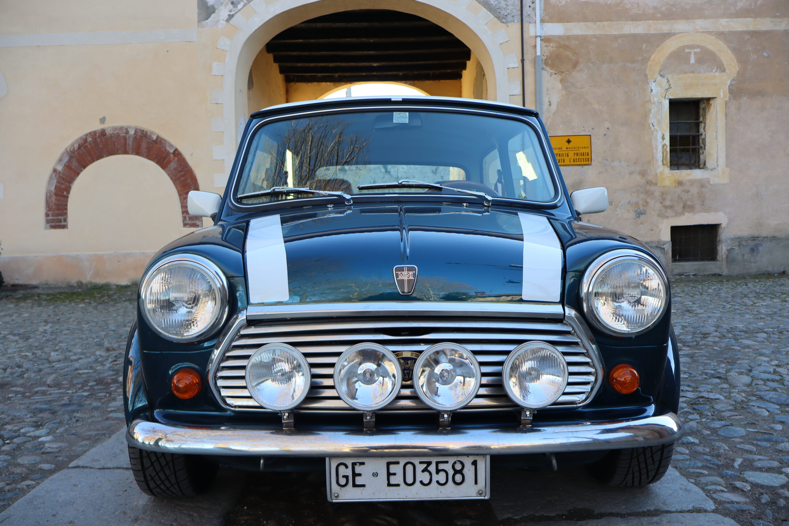 Mini Minor Rover anno 1992 personalizzata!!molto bella e piacevole Iscritta ASI con possibilità di inserire a libretto Auto d'interesse storico - immagine 2
