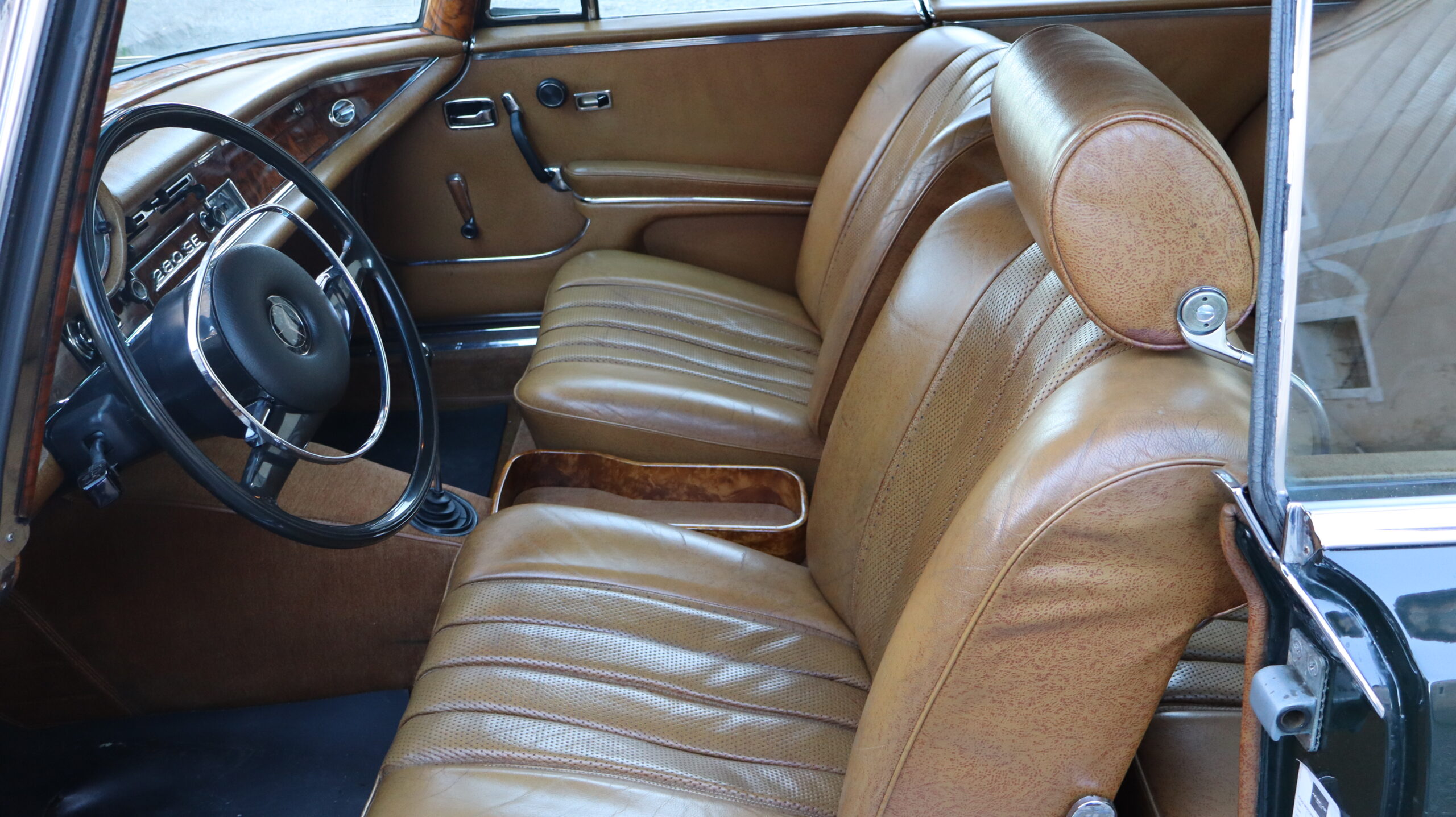 Mercedes 280 SE Coupé W111 1968 Unica!! Unico Proprietario!! Introvabile in pari condizioni! Targa oro ASI - immagine 12