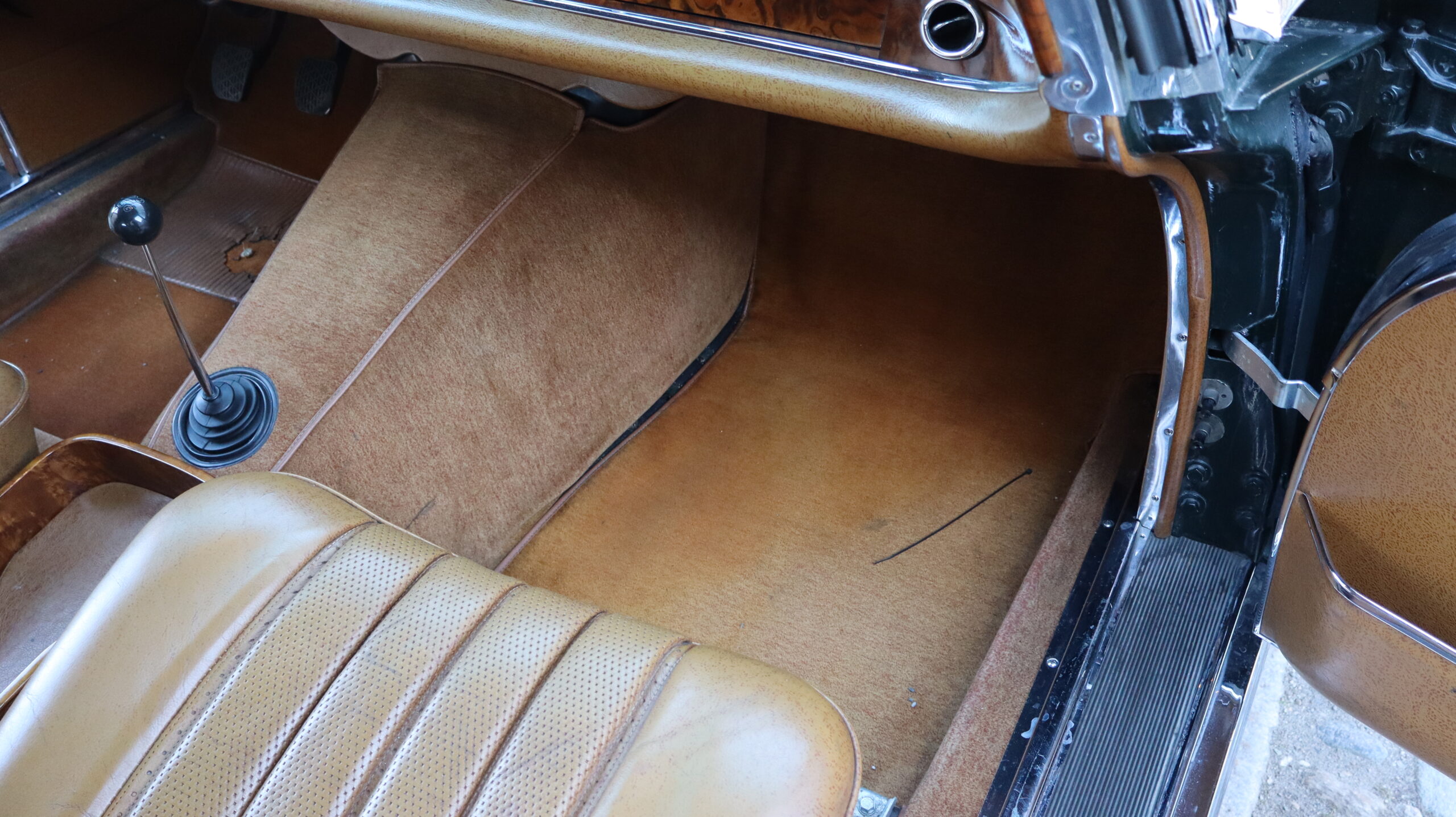 Mercedes 280 SE Coupé W111 1968 Unica!! Unico Proprietario!! Introvabile in pari condizioni! Targa oro ASI - immagine 13